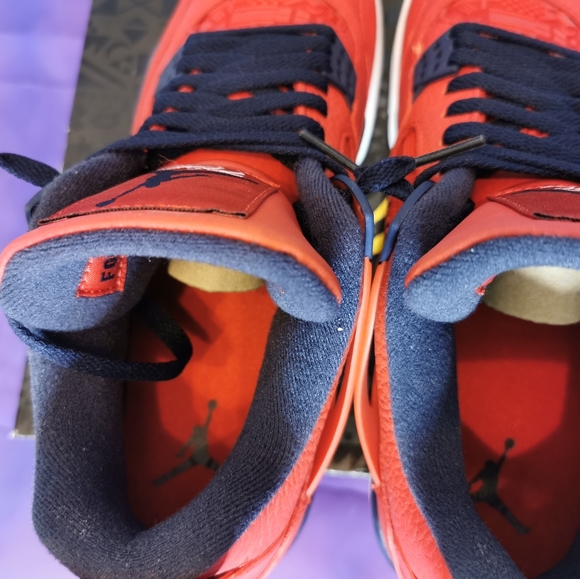 Jordan 4 FIBA - Picture 4 of 7